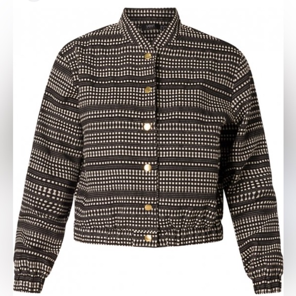 Knitted Black and White Bomber Style Jacket by Yest - Picture 4 of 9